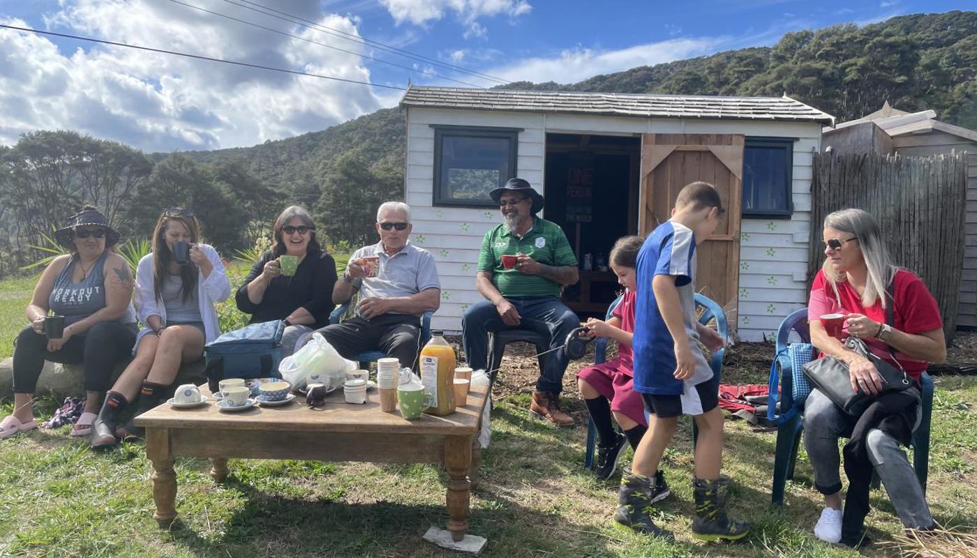 Picnic Time Pass with the family. Take the time you need.